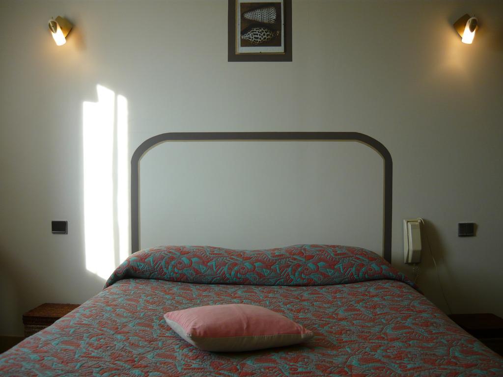 Hotel-Restaurant De L'Abbaye 普兰克特 客房 照片